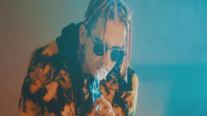 default video 1000x562 img