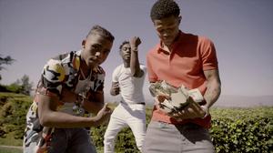 default video 1000x562 img