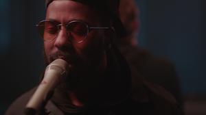 default video 1000x562 img