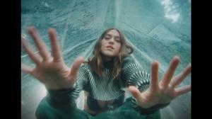 default video 1000x562 img