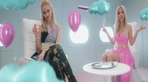 default video 1000x562 img