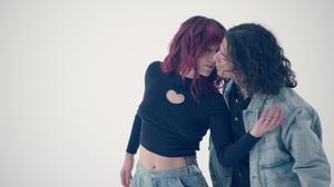 default video 1000x562 img