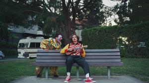 default video 1000x562 img