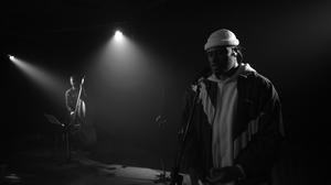 default video 1000x562 img