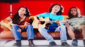 default video 1000x562 img