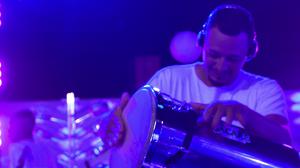 default video 1000x562 img