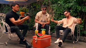 default video 1000x562 img