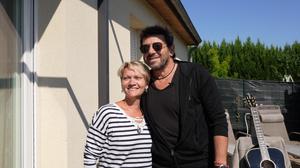 default video 1000x562 img