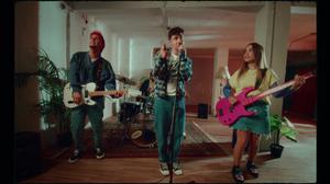 default video 1000x562 img