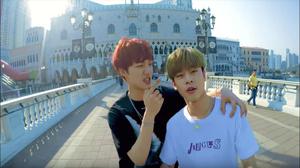 default video 1000x562 img