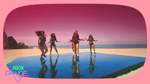 default video 1000x562 img