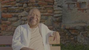 default video 1000x562 img