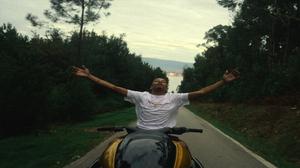 default video 1000x562 img