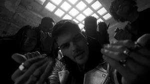 default video 1000x562 img