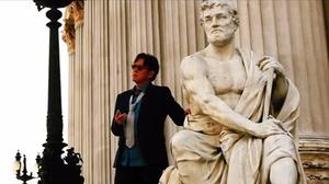 default video 1000x562 img