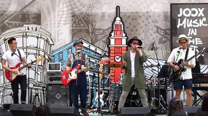 default video 1000x562 img