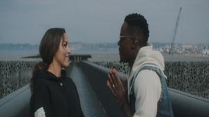 default video 1000x562 img