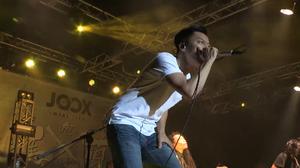 default video 1000x562 img