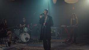 default video 1000x562 img