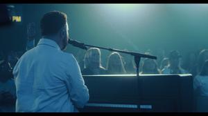 default video 1000x562 img