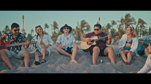 default video 1000x562 img