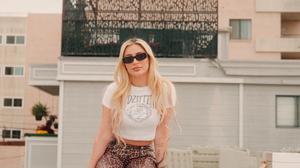 default video 1000x562 img