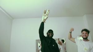 default video 1000x562 img