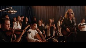 default video 1000x562 img