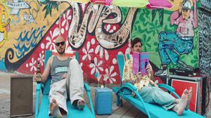 default video 1000x562 img