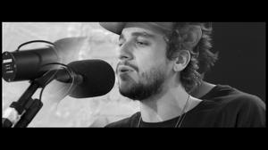 default video 1000x562 img