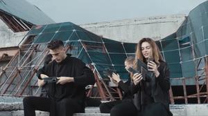 default video 1000x562 img