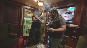 default video 1000x562 img