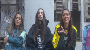 default video 1000x562 img