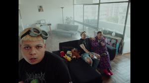 default video 1000x562 img