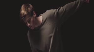 default video 1000x562 img