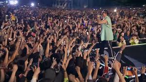 default video 1000x562 img