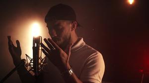 default video 1000x562 img