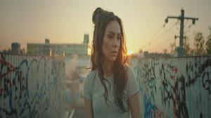 default video 1000x562 img