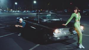 default video 1000x562 img