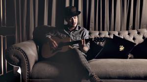 default video 1000x562 img