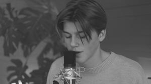 default video 1000x562 img