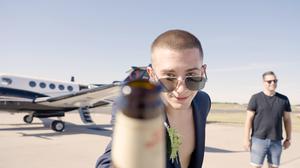 default video 1000x562 img