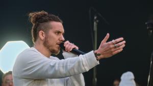 default video 1000x562 img