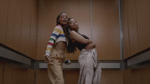 default video 1000x562 img