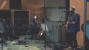 default video 1000x562 img