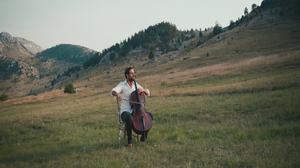 default video 1000x562 img