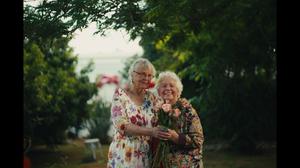 default video 1000x562 img