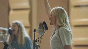 default video 1000x562 img