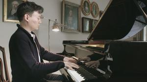 default video 1000x562 img