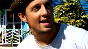 default video 1000x562 img